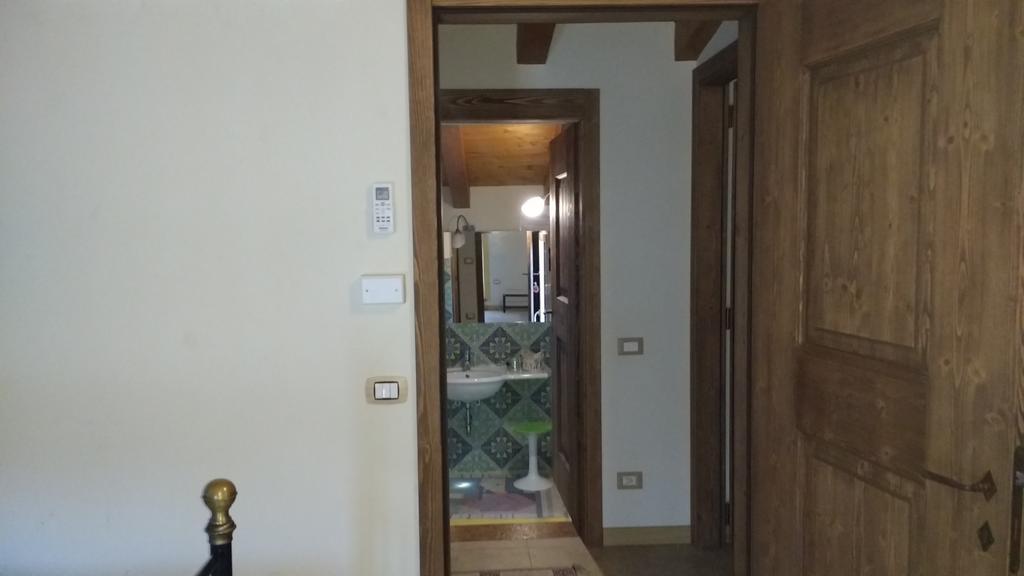 B&B Villa Roncatti Parona di Valpolicella Bagian luar foto